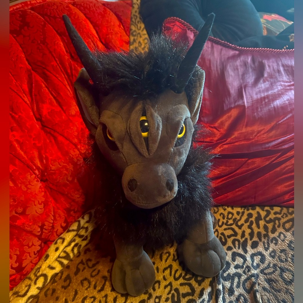 KILLSTAR kreepture Bazie